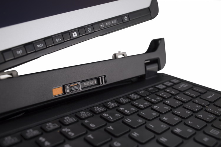      Panasonic Toughbook CF-20-  