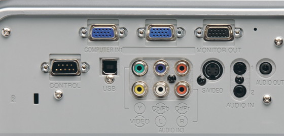  Hitachi CP-X450 -  