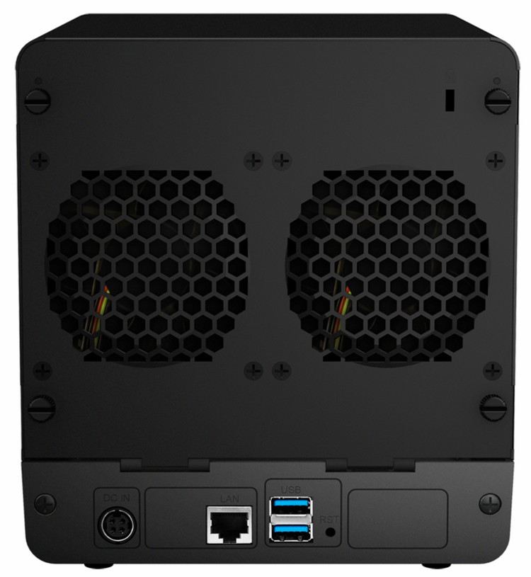 4-� �������� ������� ���������� Synology Disk Station  DS418j - ��� �����
