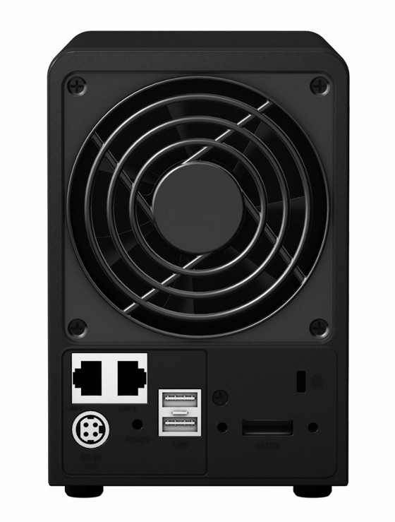 2-    Synology Disk Station  DS712+ -  