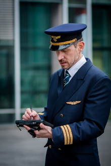 ��������� ���������� ������� Panasonic Toughpad FZ-M1 � ������