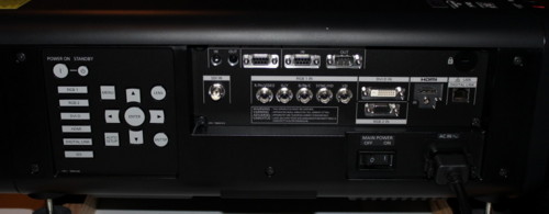 Проектор Panasonic PT-RZ670BE - панель управления и разъемы для подключения кабелей