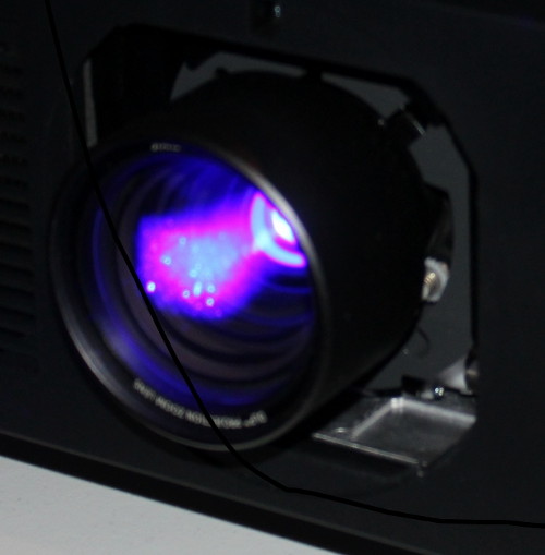 Проектор Panasonic PT-RZ670BE - съемный объектив