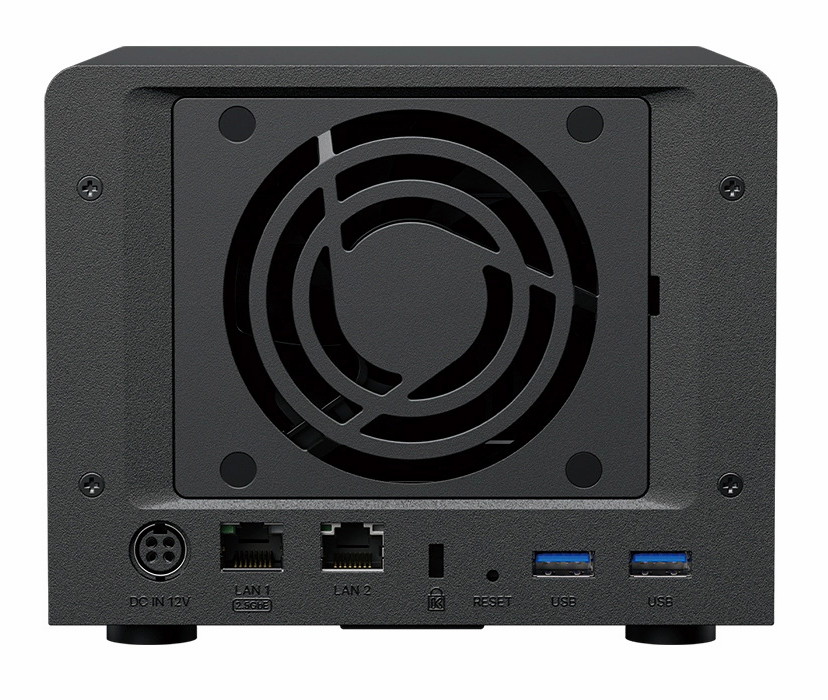 6-�� �������� ������� ���������� Synology FlashStation FS200T - ��� �����
